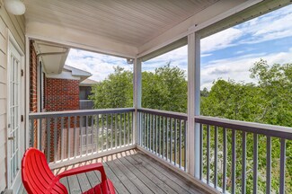 1559 Cambridge Lakes Dr Unit 304d, Mount Pleasant, SC 29464