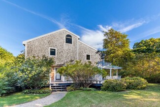 2 Mattakesett Bay Rd Unit M1, Edgartown, MA 02539