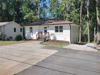 3543 S Cobb Dr SE, Smyrna, GA 30080