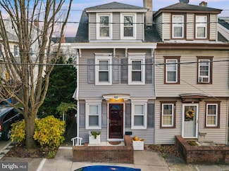 101 Walnut St, Bordentown, NJ 08505