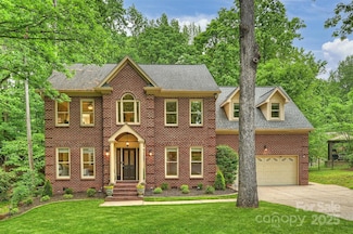 7067 Rocky Falls Rd, Charlotte, NC 28211