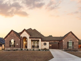 689 Lilly Bluff, Castroville, TX 78009