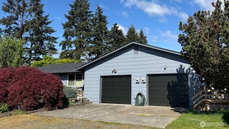 727 8th St NE, Auburn, WA 98002
