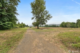 753 State Route 6, Raymond, WA 98577