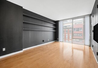 350 W 53rd St Unit 4F, New York, NY 10019