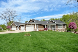 23174 72nd Ave, Lawton, MI 49065