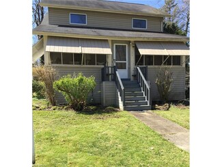 177 Beau Bay Blvd, Chippewa Lake, OH 44215