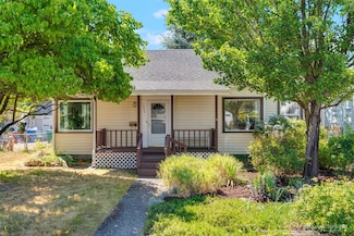 3225 Pear St SE, Olympia, WA 98501