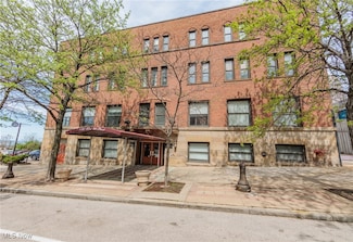 1133 W 9th St Unit 505, Cleveland, OH 44113