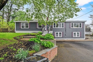 1 2nd St, Amesbury, MA 01913