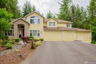 5627 NW Rydan Ct, Bremerton, WA 98312