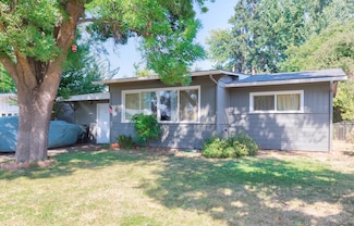 937 Kenyon St, Medford, OR 97501