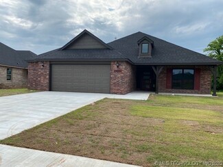 13931 S Ironwood St, Glenpool, OK 74033
