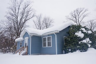 7070 Meridian Dr, Erie, PA 16509