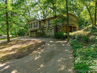 1800 Polaris Dr, Bartlesville, OK 74006