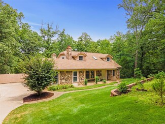 458 Old Colony Rd, Defiance, MO 63341