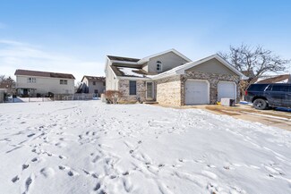 1415 Strawberry Hill Dr, Lockport, IL 60441