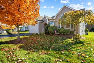 23 Samantha Ln Unit 10, Rehoboth, MA 02769