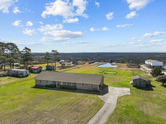555 Er Daniels Rd, Wanchese, NC 27981