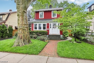5 Laurel Place, Glen Ridge, NJ 07028