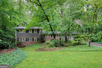 220 N Springs Ct NW, Atlanta, GA 30328