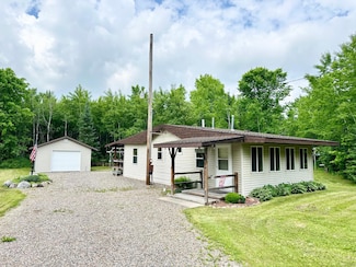 7618 Lang-Nash Rd, White Lake, WI 54491