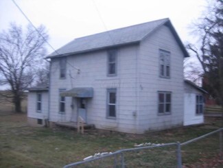40 Decker St, Lockbourne, OH 43137