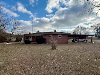 1011 Old Military Rd, Mountain Home, AR 72653