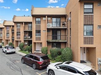 75-22 Parsons Blvd Unit D2, Flushing, NY 11367