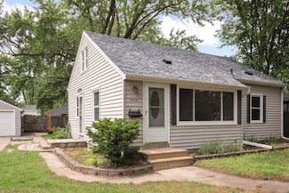 8406 Blaisdell Ave S, Bloomington, MN 55420