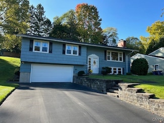 136 Northwood Way, Camillus, NY 13031