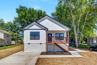 232 W Stephenson St, Alcoa, TN 37701