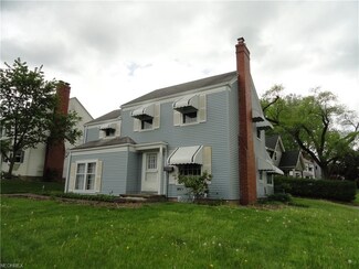 2348 Marcia Blvd, Cuyahoga Falls, OH 44223