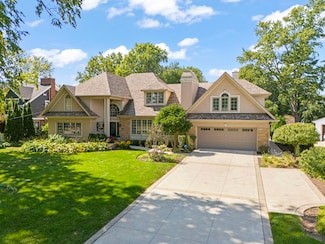 250 N Park Blvd, Glen Ellyn, IL 60137