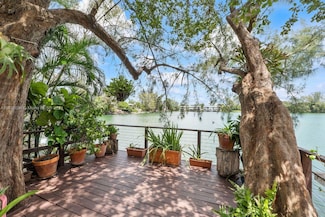 4905 SW 71st Place, Miami, FL 33155