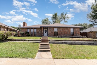 1215 N Slope, Carrollton, TX 75007