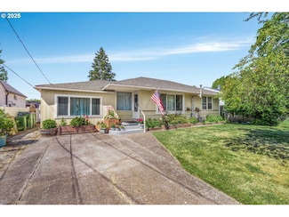 1525 E 2nd St, Newberg, OR 97132