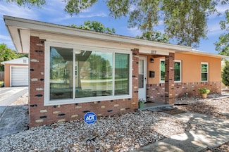 1117 Tyrone Blvd N, Saint Petersburg, FL 33710