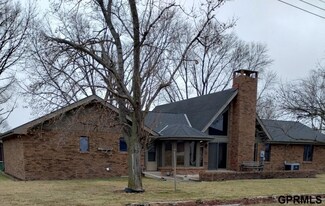 125 Sharon St, Dodge, NE 68633