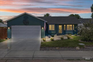 84 N Cimarron Ct, Nampa, ID 83651