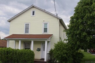 213 6th St, Windber, PA 15963