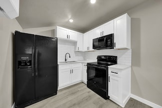 418 E 36th St, Houston, TX 77018