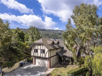 24300 Sylvan Glen Rd, Calabasas, CA 91302