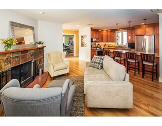 368 West St, Needham Heights, MA 02494