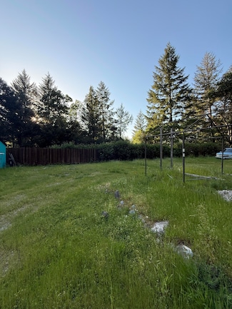 5680 Campbell Ridge Rd, Salyer, CA 95563