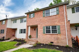 6323 Aracoma Dr, Huntington, WV 25705