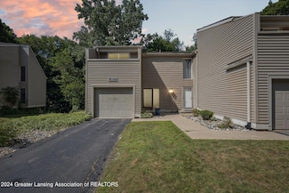3631 E Meadows Ct, Okemos, MI 48864
