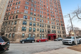 4940 S East End Ave Unit 10C, Chicago, IL 60615