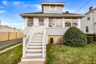 14 Johnson Rd, North Weymouth, MA 02191