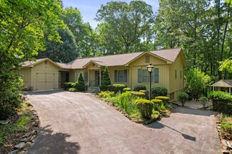 199 Mountain Rest Lake Rd, Mountain Rest, SC 29664